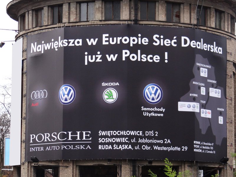 Porsche Inter Auto Polska reklama wielkopowierzchniowa